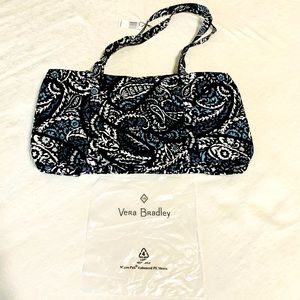 NWT Vera Bradley large traveler duffel